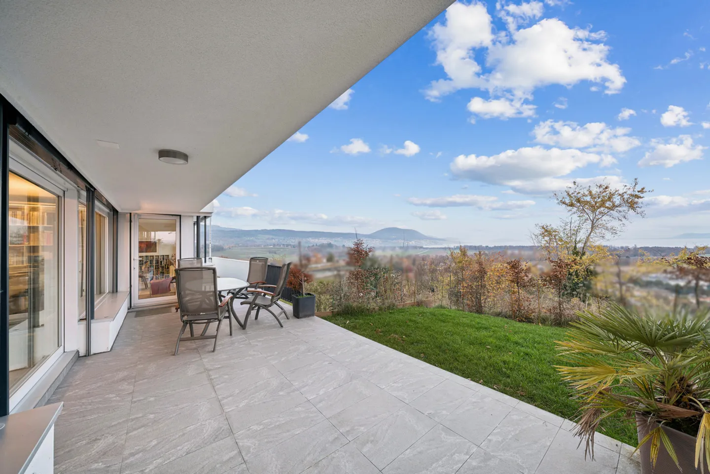 Lake View & Elegant Modern with Separate Studio - Photo 2 of 8