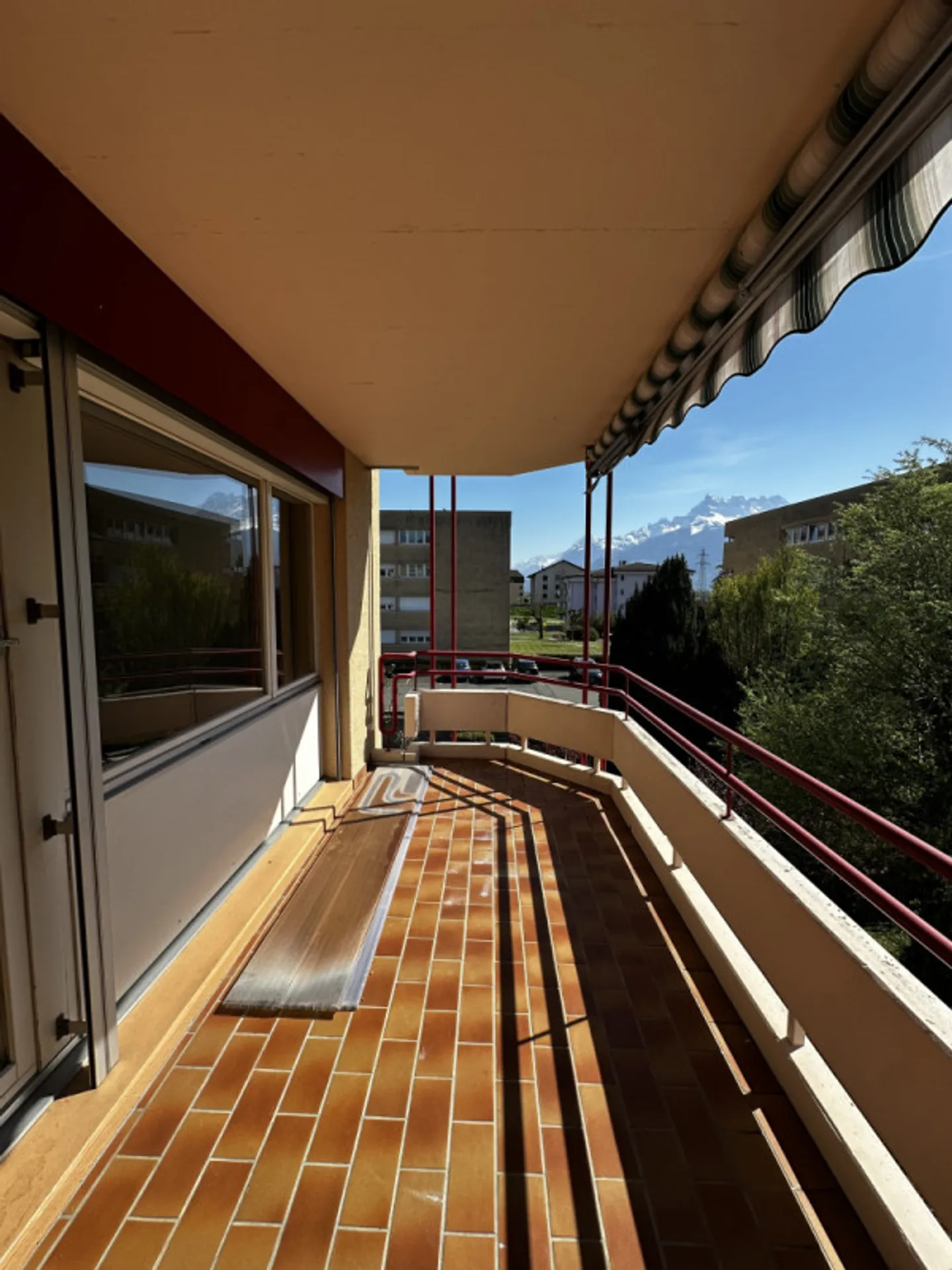 Appartement Charmant avec Balcon - Photo 6 sur 8