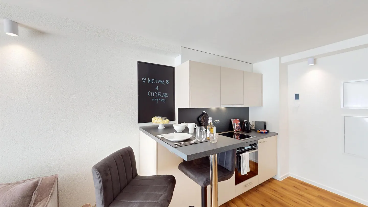 Exclusive Maisonette in the City Center - Photo 4 of 21