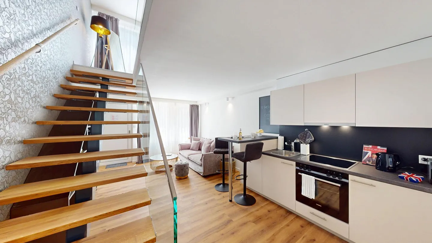 Exclusive Maisonette in the City Center - Photo 7 of 21
