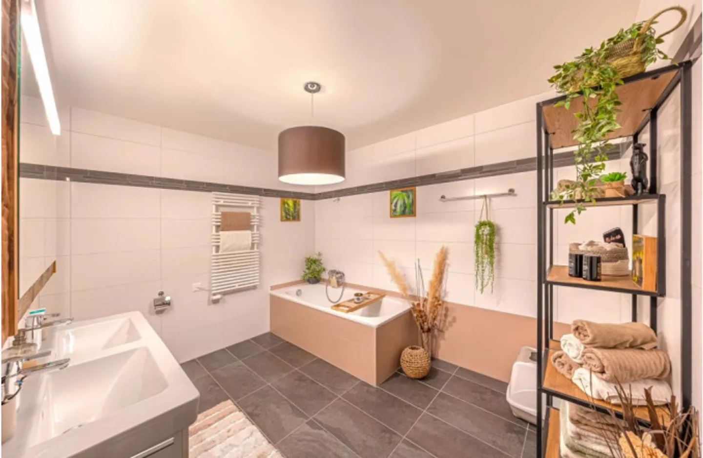 Chernex - Schönes 3,5-Zimmer-Apartment von 120m2 mit Seeblick - Foto 9 von 12