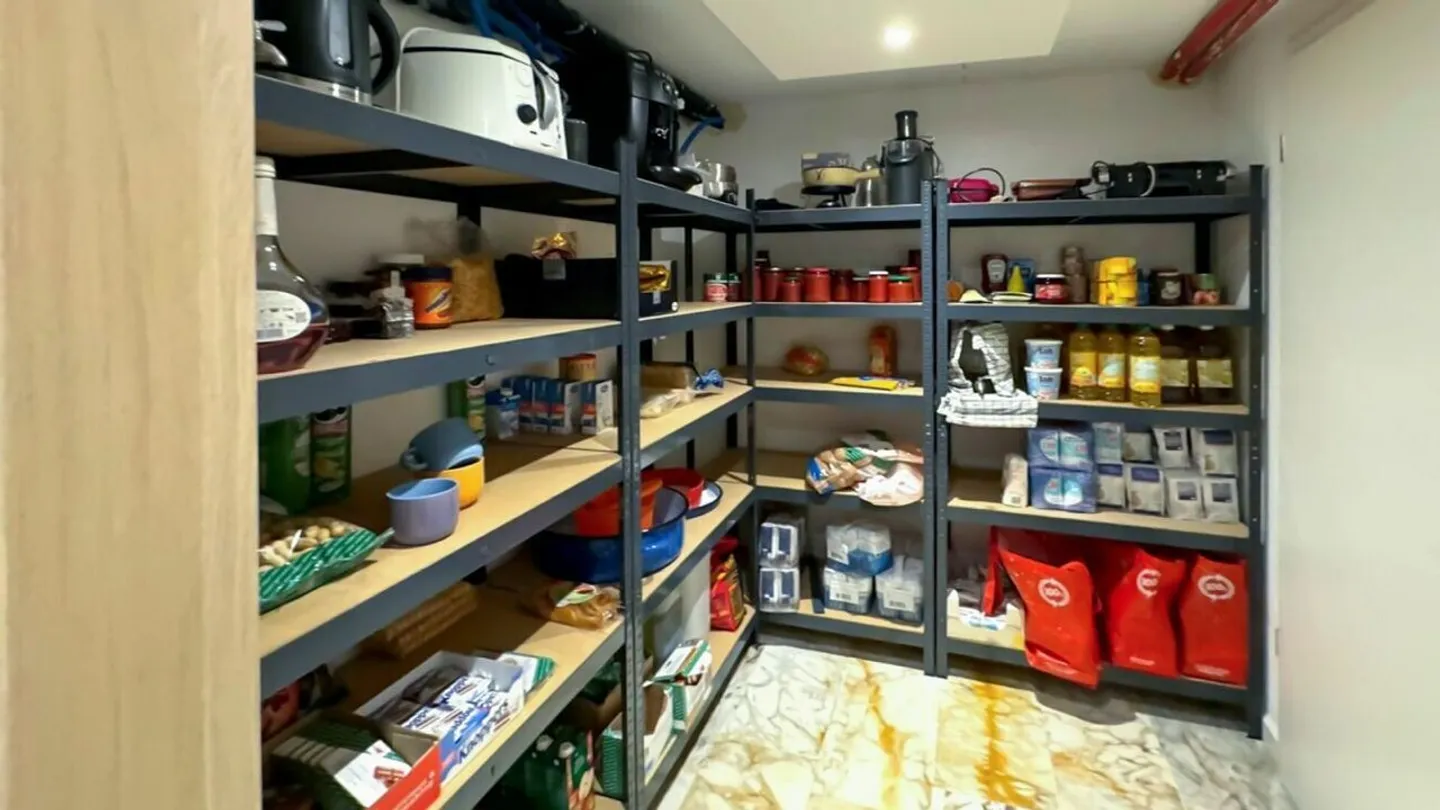 Casa a schiera affascinante con 6,5 stanze. - Foto 24 di 28