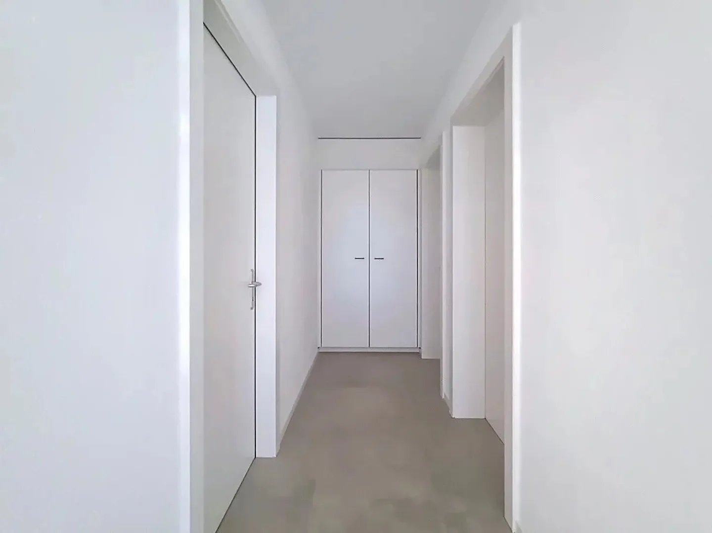 Spacious 4.5 rooms on the top floor - Photo 9 of 10