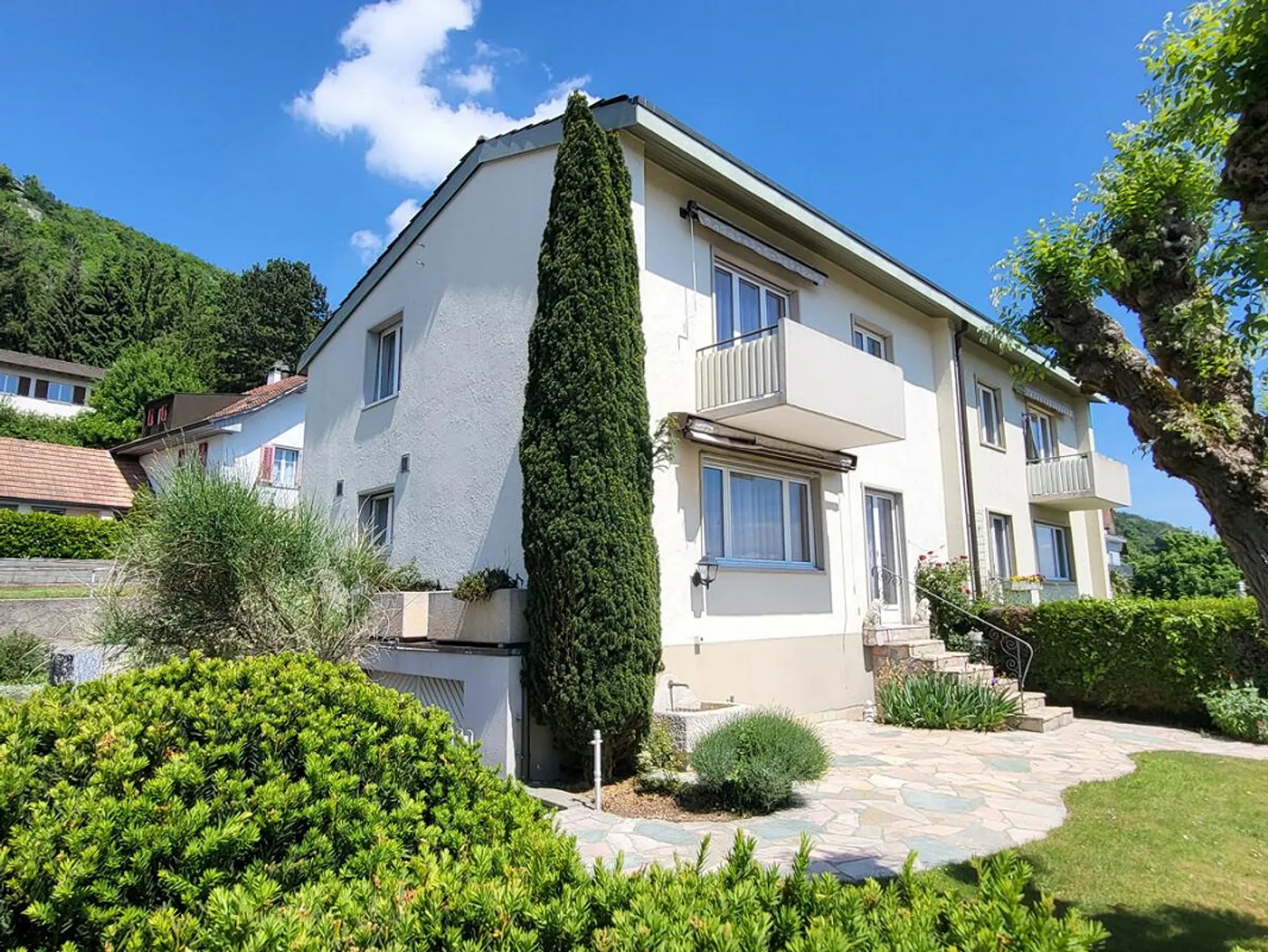 Maison semi-détachée de 4,5 pièces dans un emplacement ensoleillé - Photo 3 sur 13