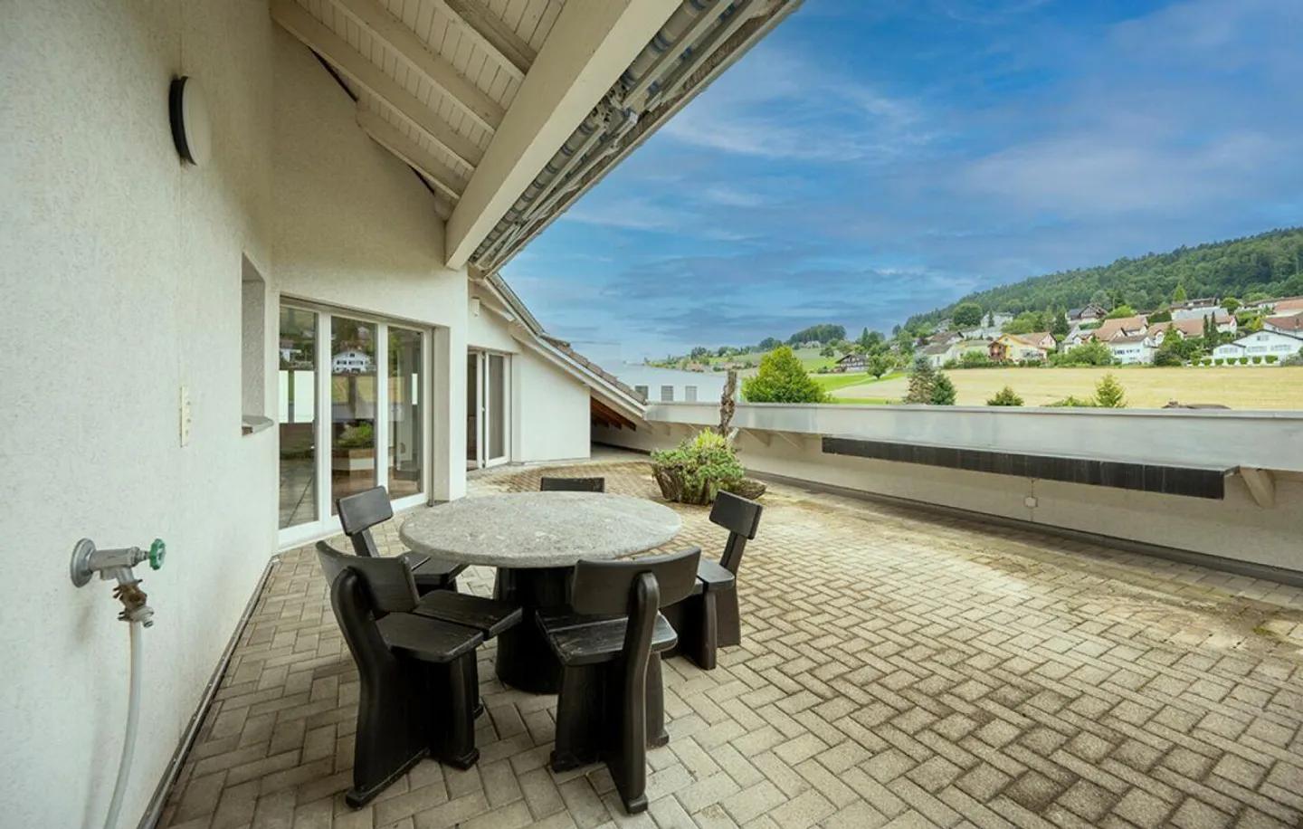 5.5-room apartment with roof terrace - Photo 6 of 15