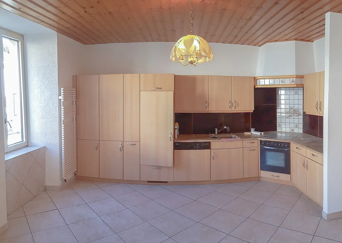 3.5-room apartment with balcony and elevator - Photo 2 of 7