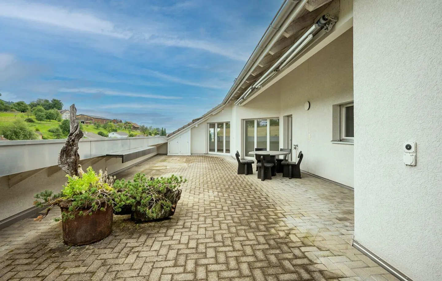 5.5-room apartment with roof terrace - Photo 1 of 15