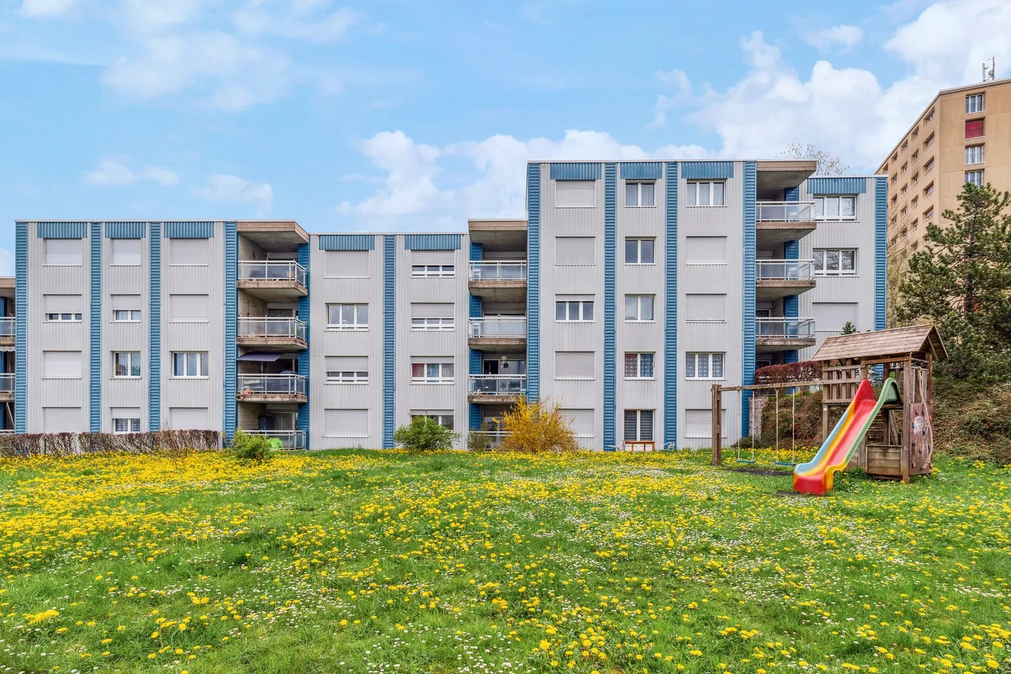 Spacious 4.5-room apartment - *Rental with free deposit!* - Photo 2 of 7