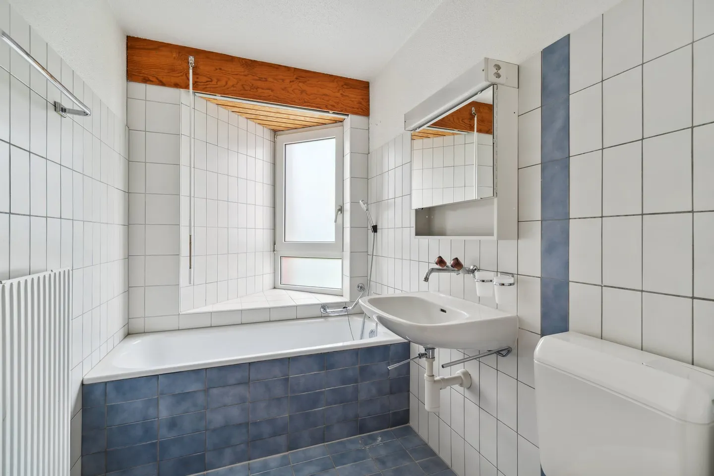 Spacious 4.5-room apartment - *Rental with free deposit!* - Photo 5 of 7