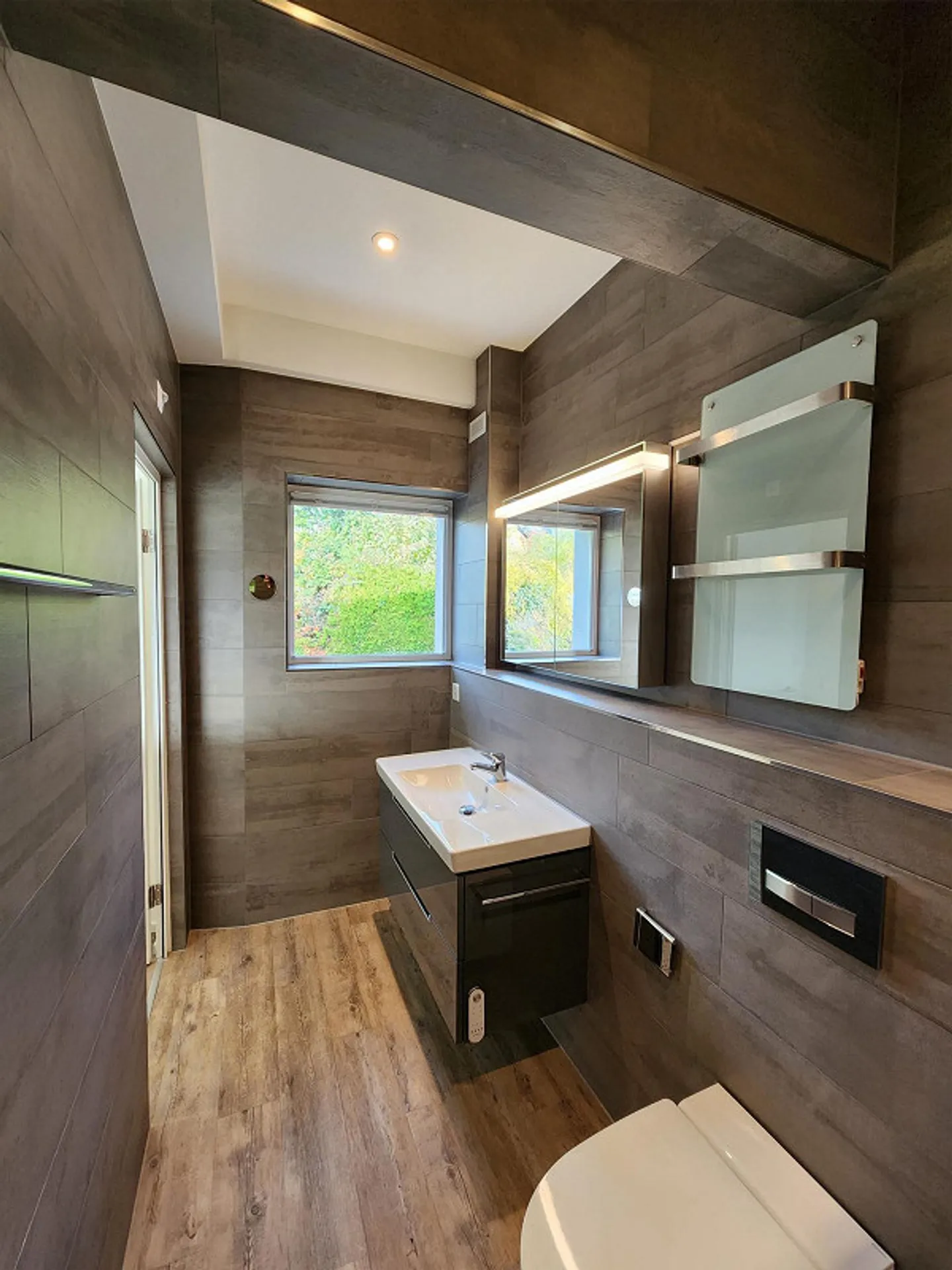 Extraordinary 3.5 Room Duplex Penthouse Apartment / 183m2 - Photo 12 of 24