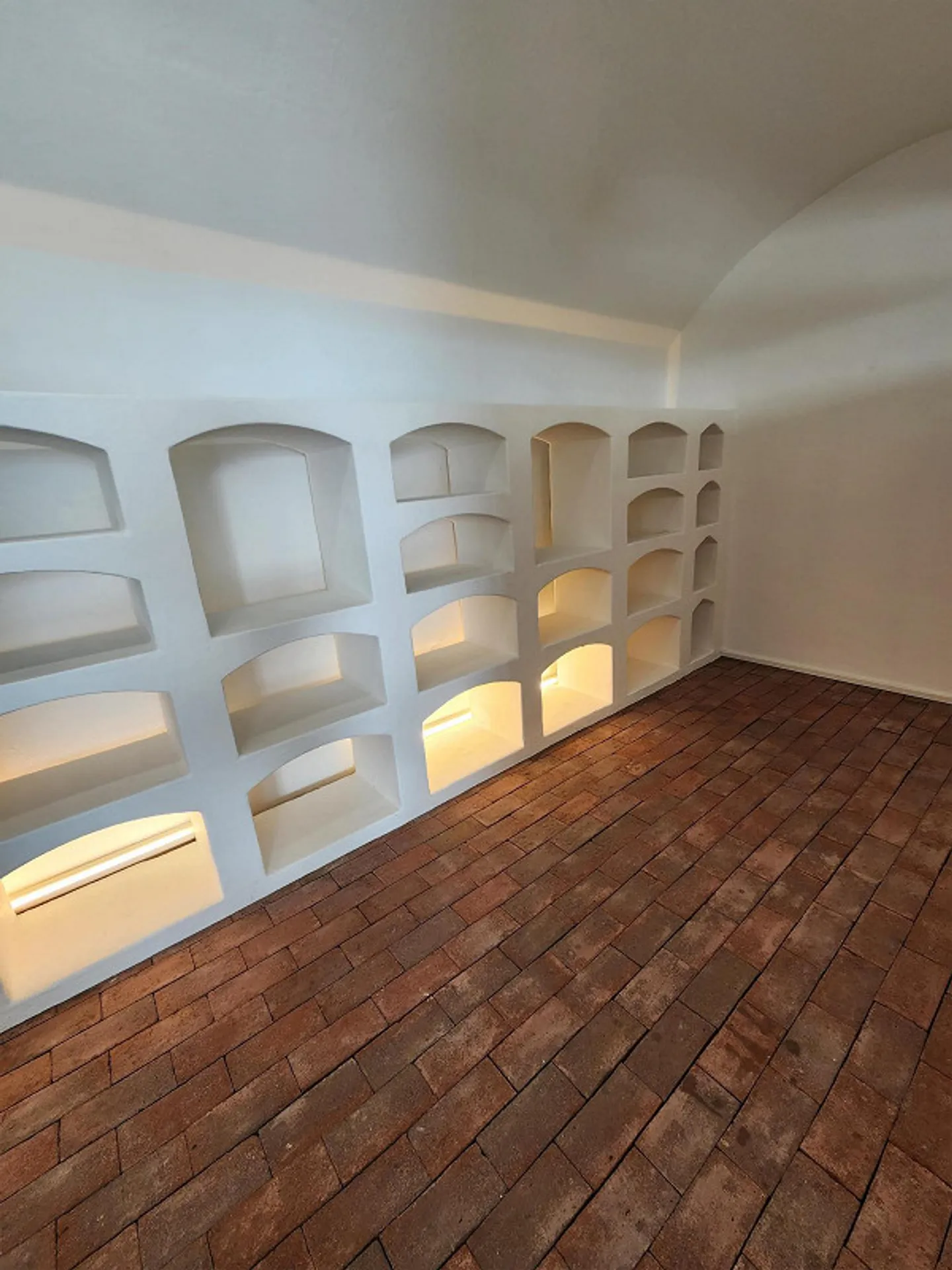 Extraordinary 3.5 Room Duplex Penthouse Apartment / 183m2 - Photo 18 of 24