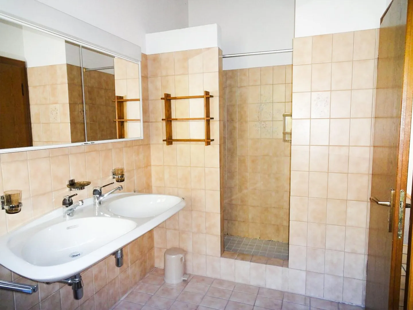 Locarno Monti - 4.5-room terraced house with lake view and private garden - Photo 3 of 14