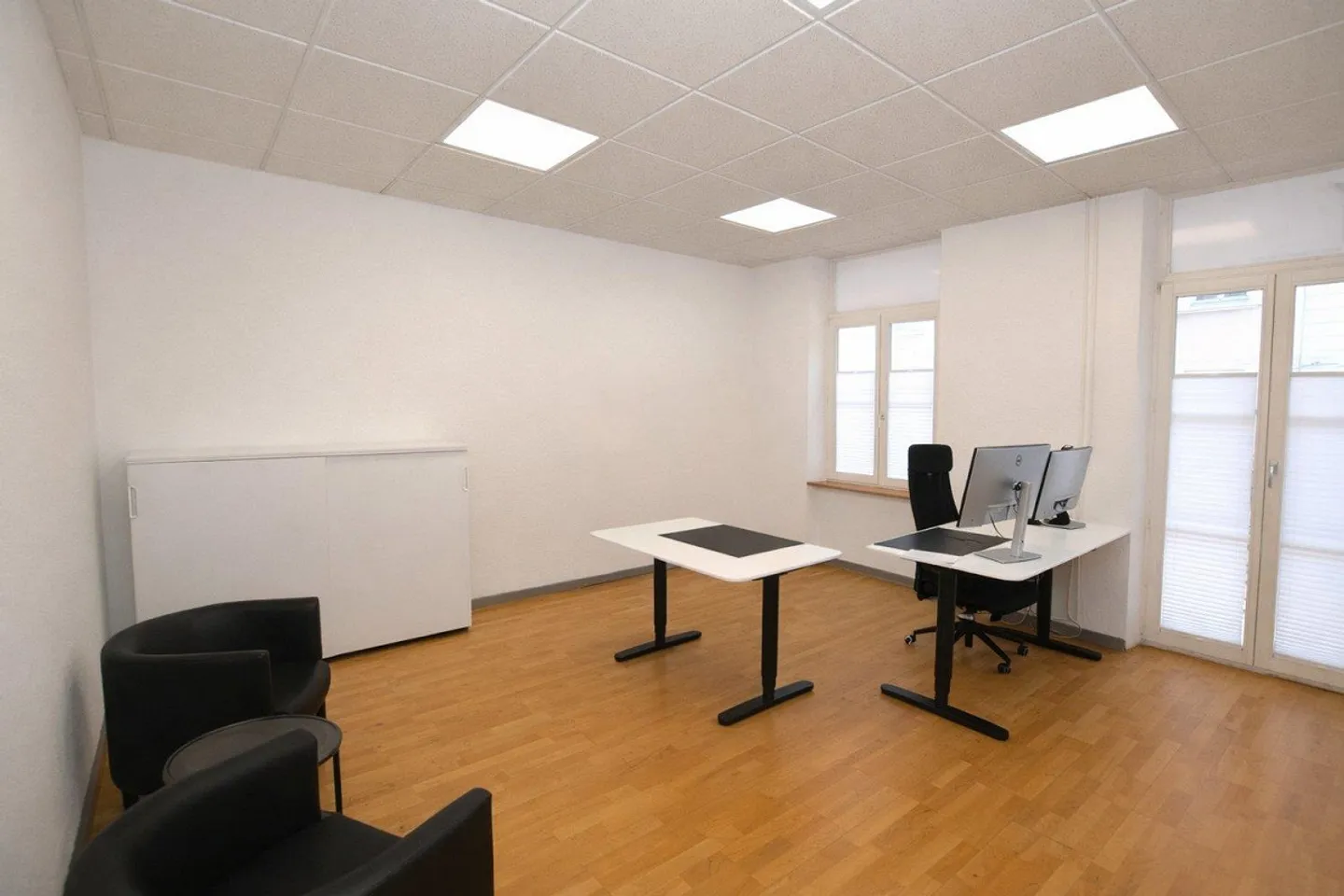 Entire floor with 4 offices in the heart of Basel - Photo 3 of 11