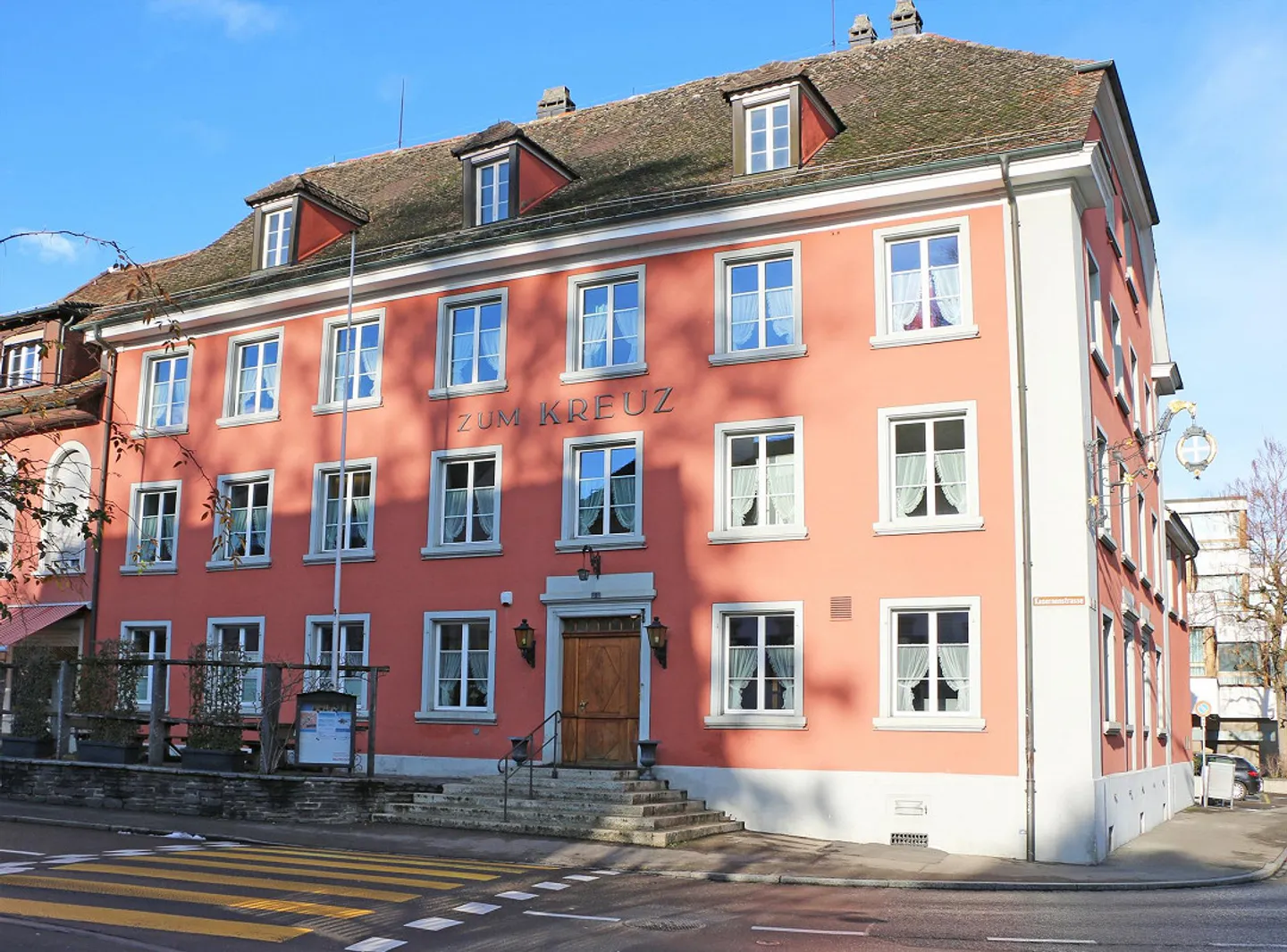 Espace de bureau au rez-de-chaussée, y compris cave voûtée/unité commerciale divisible à louer - Photo 12 sur 13
