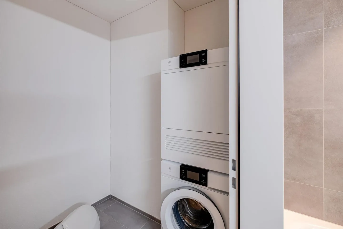 4.5 Room Apartment in Worben - Photo 8 of 9