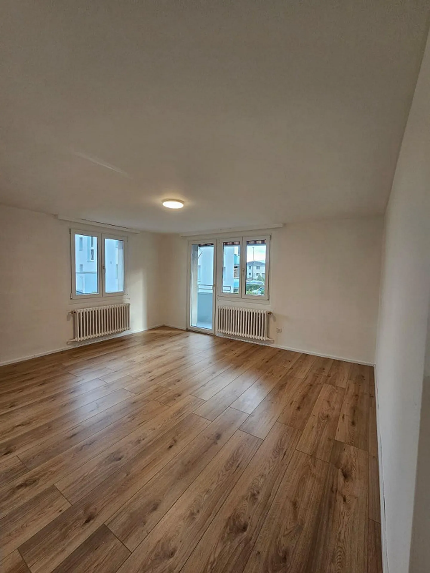 4.5-Room Apartment (including Free Parking) - Photo 1 of 5