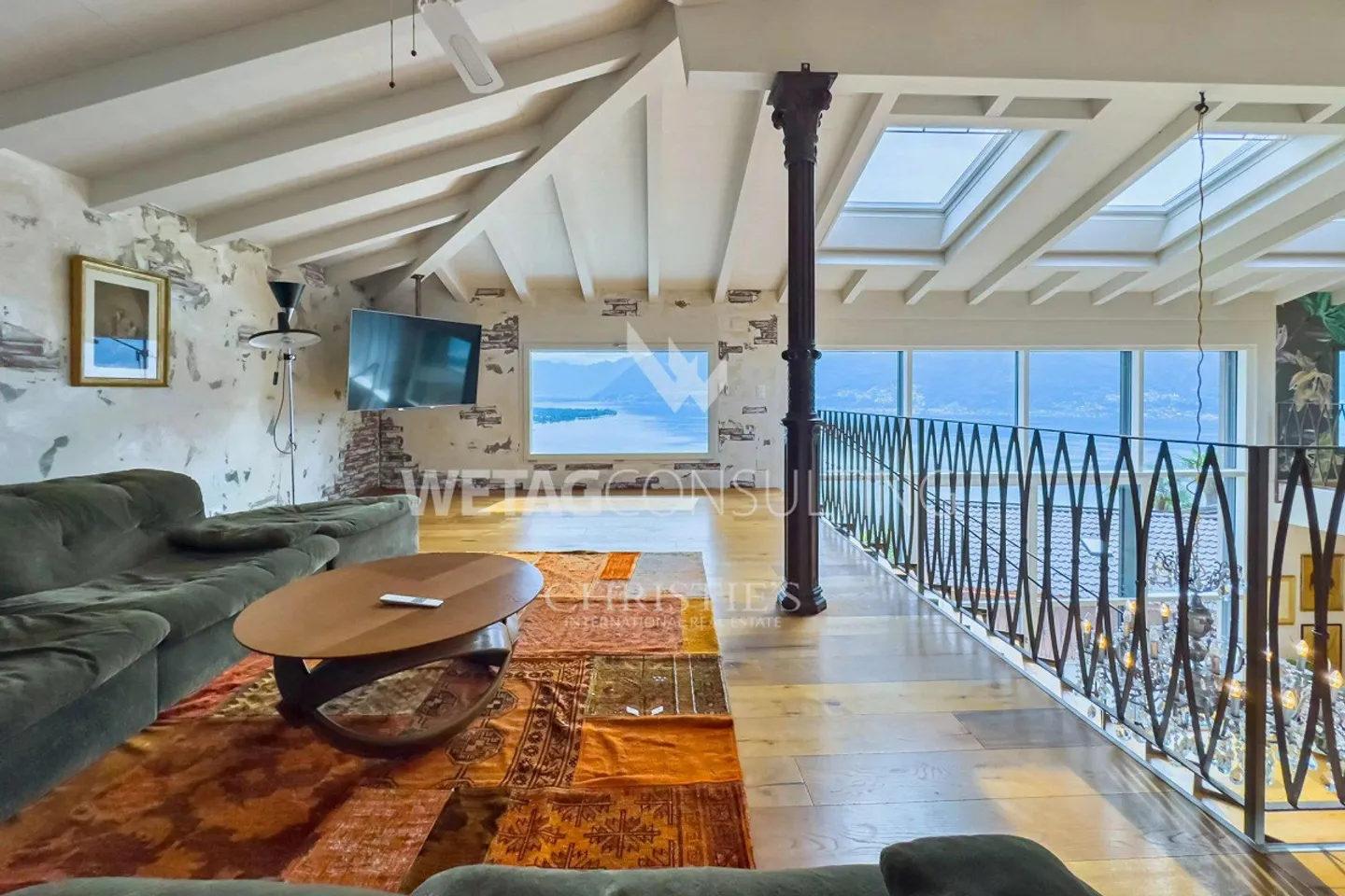 Modern Villa in Loft Style with Lake View & Indoor Pool for Sale in Ronco sopra Ascona - Photo 3 of 13
