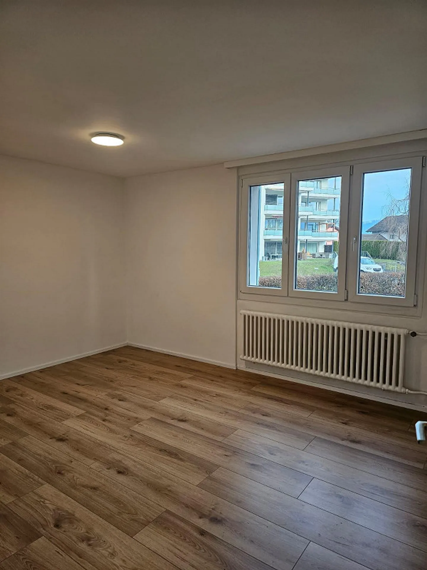 4.5-Room Apartment (including Free Parking) - Photo 3 of 5