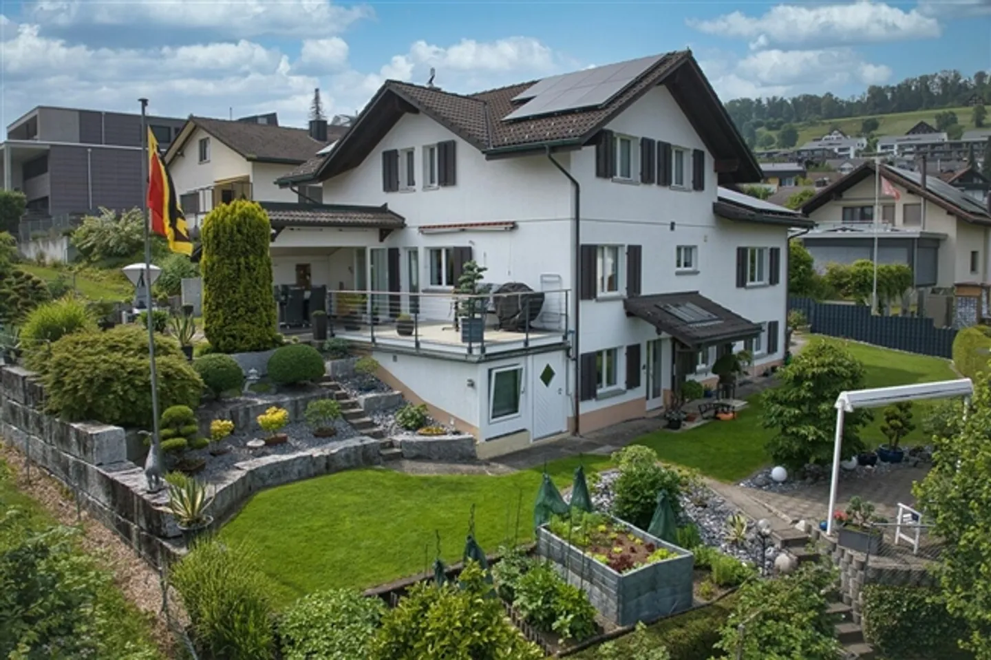 Family Oasis - with Apartment - Photo 1 of 18