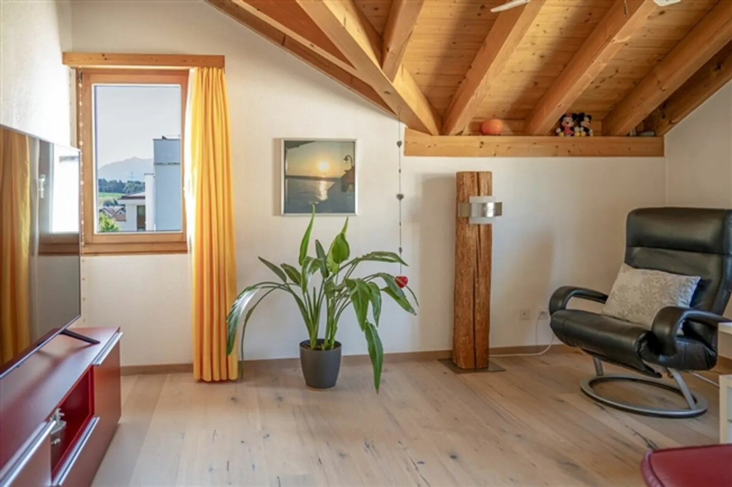 Family Oasis - with Apartment - Photo 9 of 18