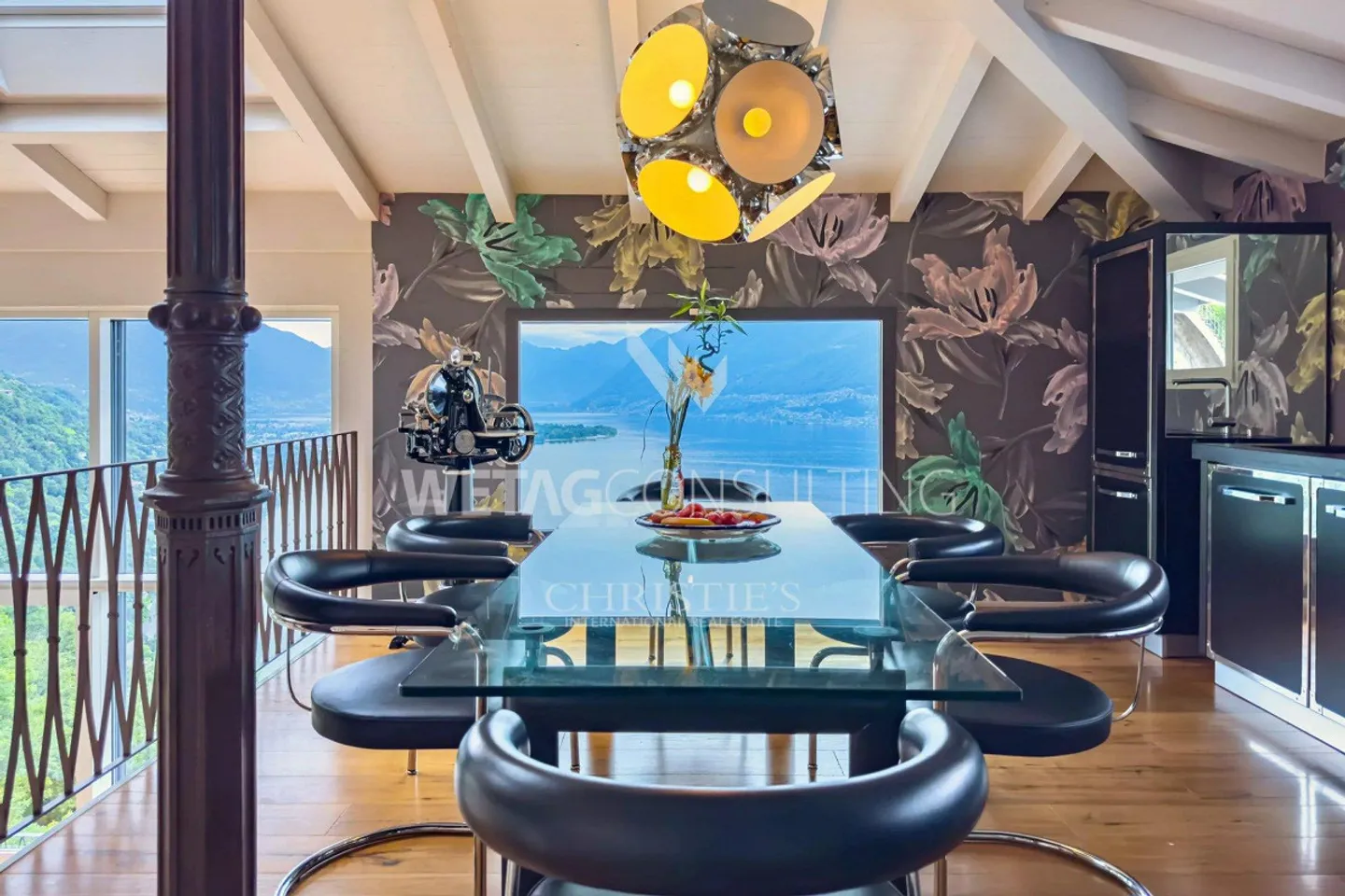 Modern Villa in Loft Style with Lake View & Indoor Pool for Sale in Ronco sopra Ascona - Photo 4 of 13
