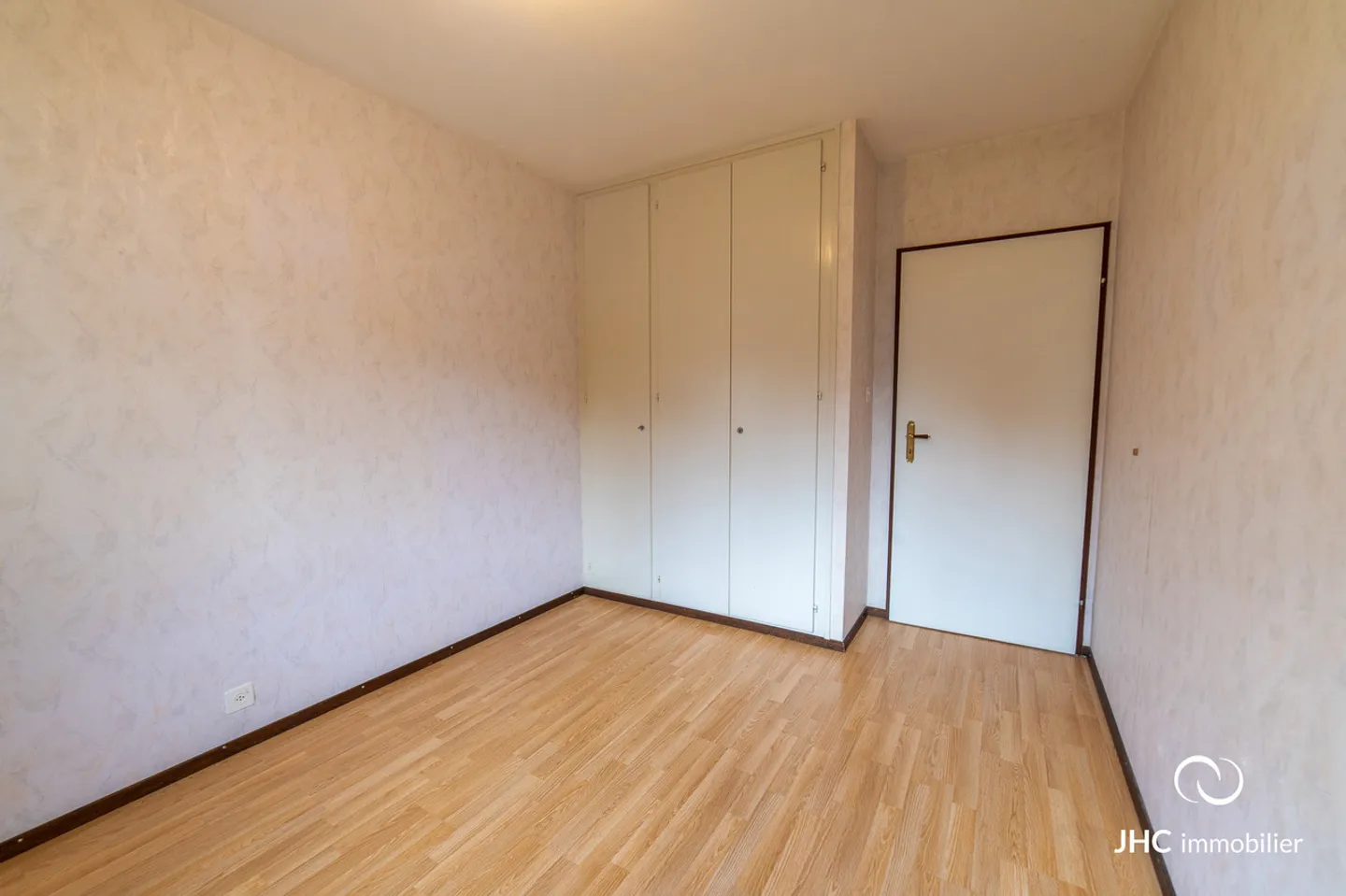 Luminoso appartamento di 4,5 stanze a Uvrier - Foto 11 di 16