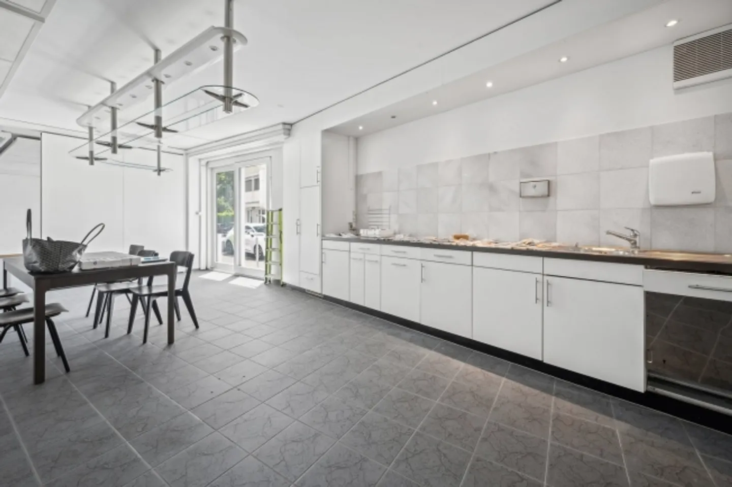 Spazio ufficio in affitto - Foto 3 di 3