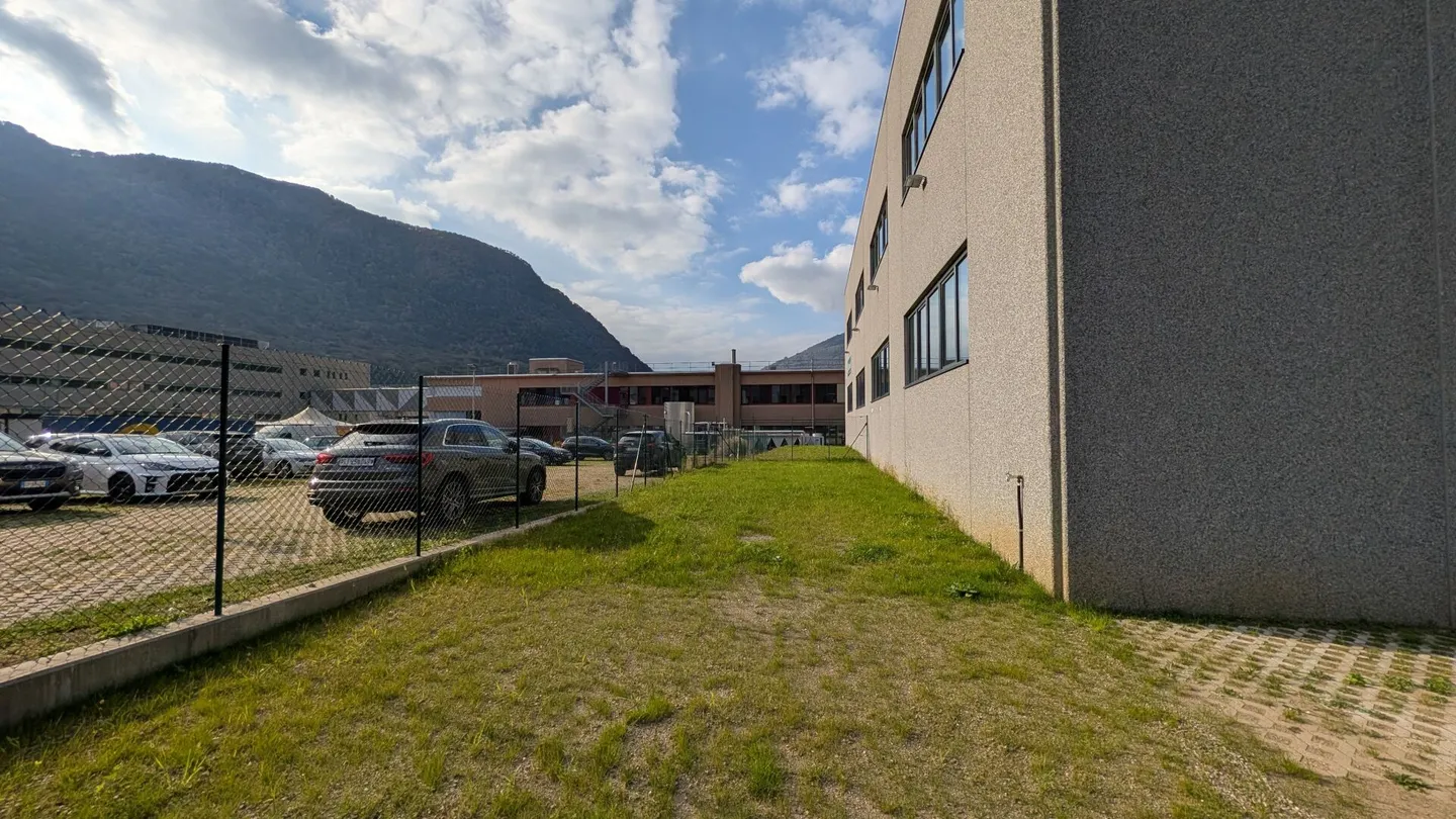 Dépôt - entrepôt à Mezzovico - Photo 3 sur 4