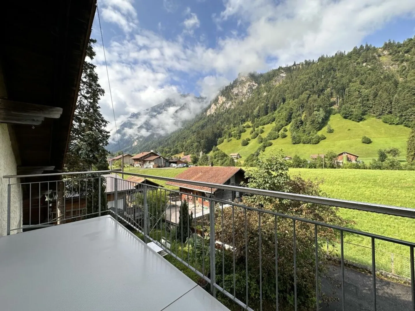 Accogliente appartamento mansardato di 4 stanze in una casa bifamiliare - Foto 1 di 10