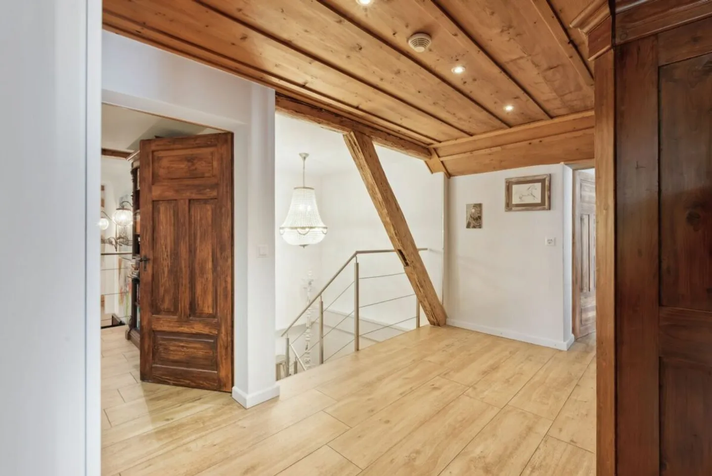 Charmantes Bauernhaus mit Pferdeeinstellmöglichkeiten - Foto 7 von 10