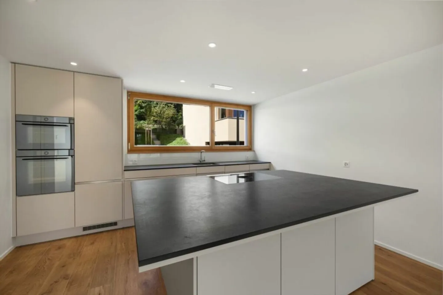 Newly Built 5 1/2 Room Semi-Detached House in Building Lease - Photo 7 of 13