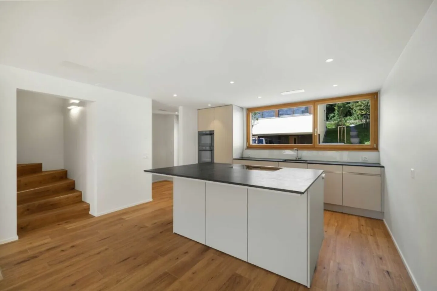 Newly Built 5 1/2 Room Semi-Detached House in Building Lease - Photo 10 of 13