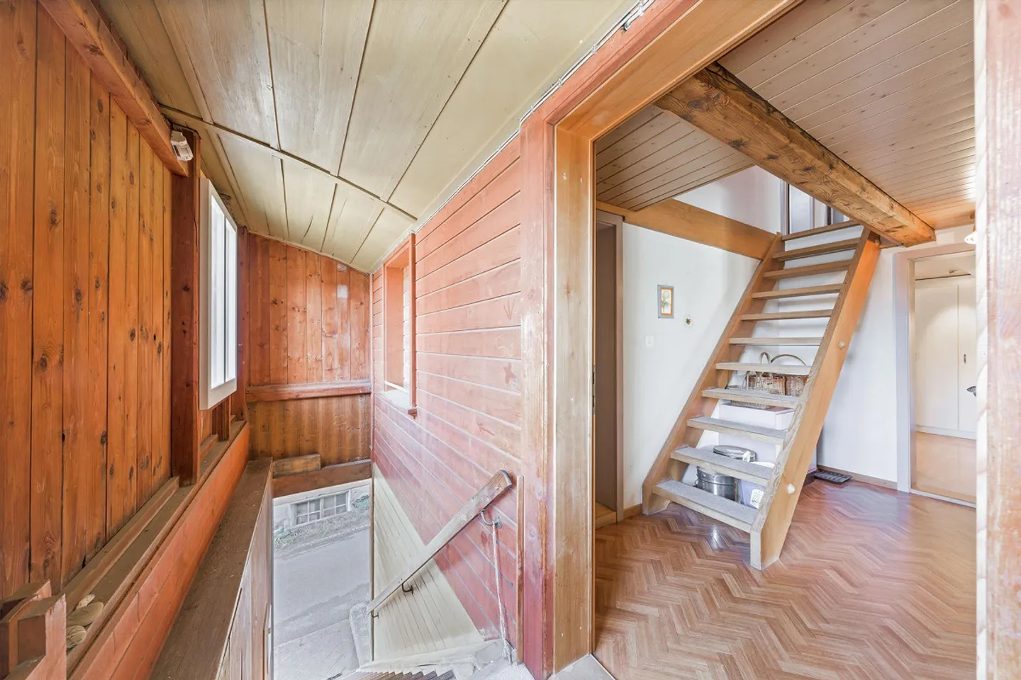 Maison spacieuse avec atelier - Photo 6 sur 11