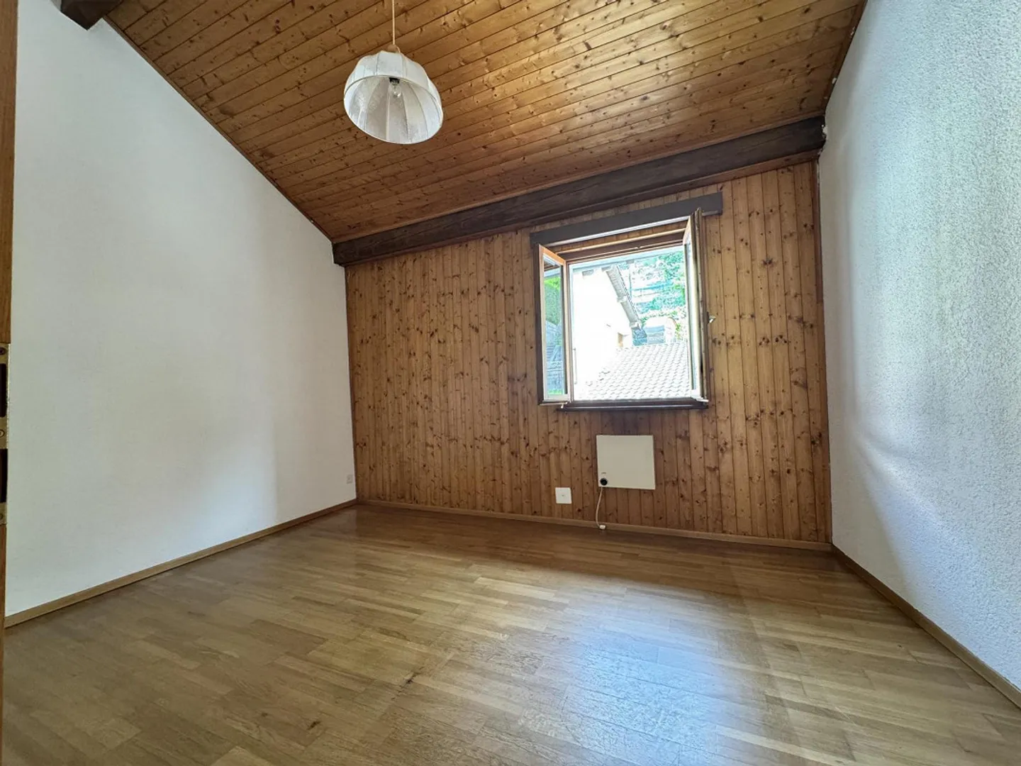 Casa unifamiliare caratteristica 5.5 con giardino a Valcolla - Foto 6 di 9