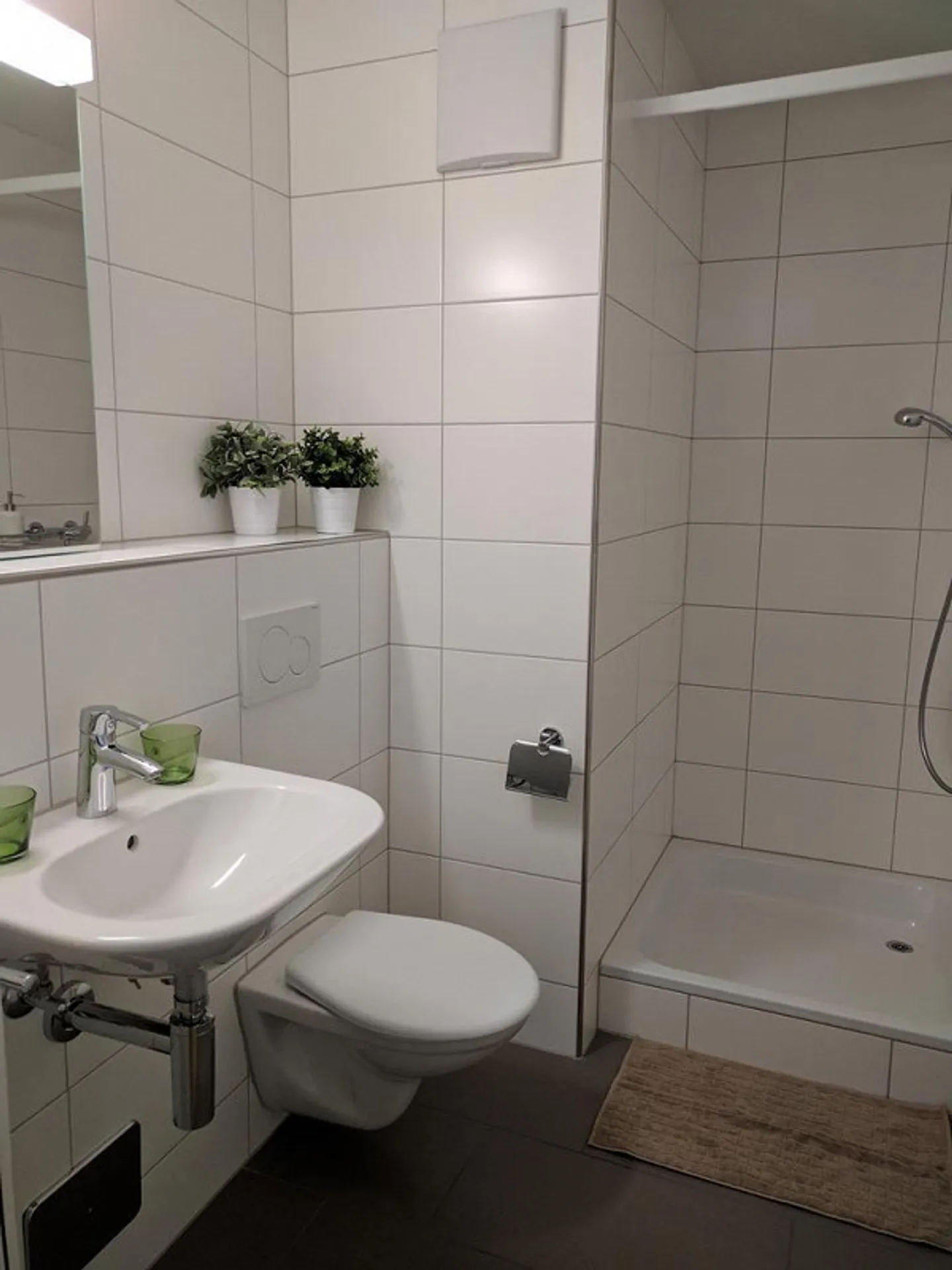 Modernes Wohnen mit Gartensitzplatz - Foto 6 von 10