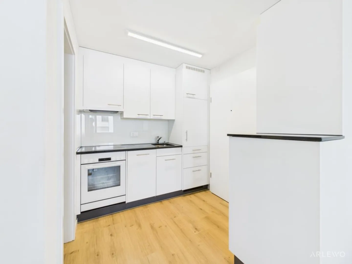 Appartement lumineux et confortable pour célibataires en périphérie - Photo 1 sur 10