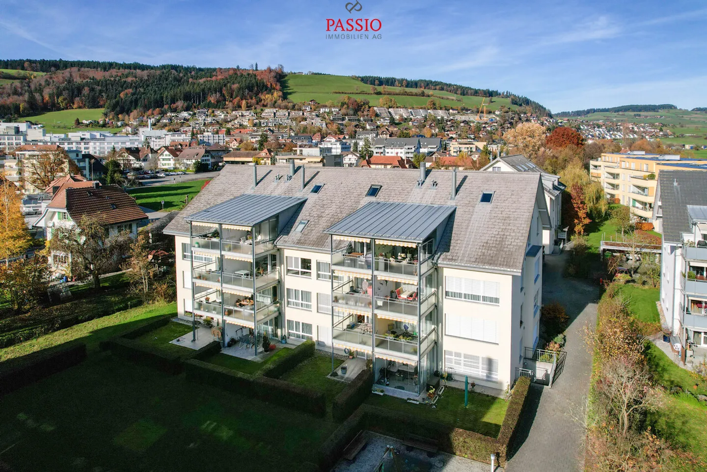 Appartement en duplex spacieux de 3,5–(4,5) pièces avec vue sur les Alpes - Photo 32 sur 35