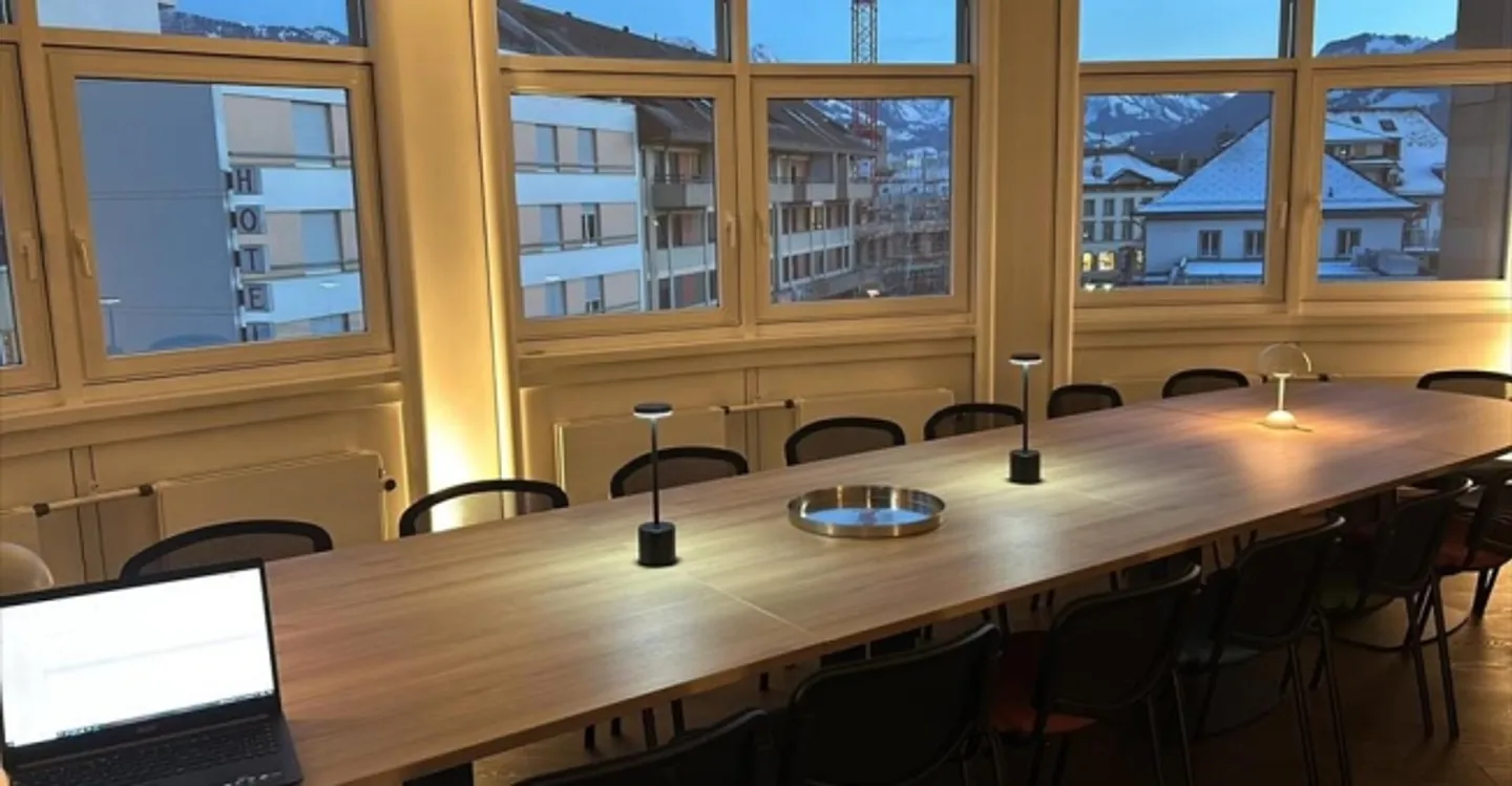 «Bureau» - Photo 1 sur 2