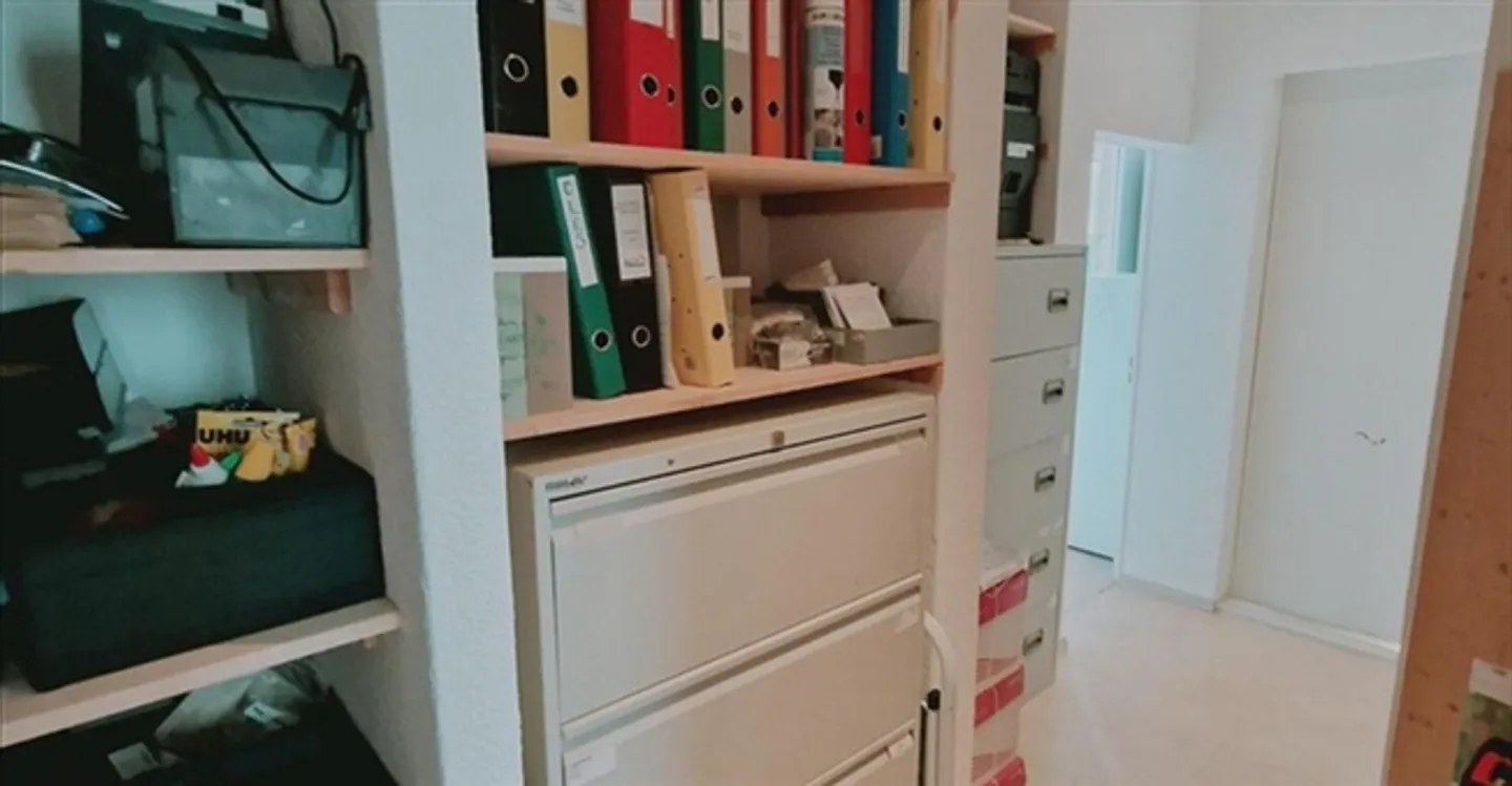 Office - Photo 3 of 6