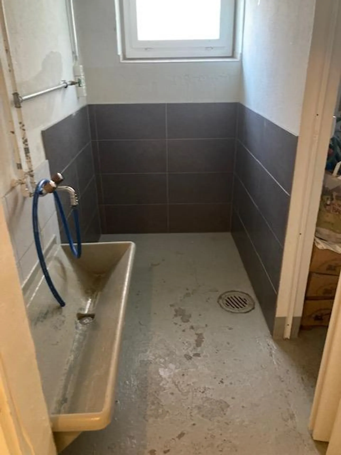 Divers espaces dans un immeuble collectif à louer - Photo 13 sur 16