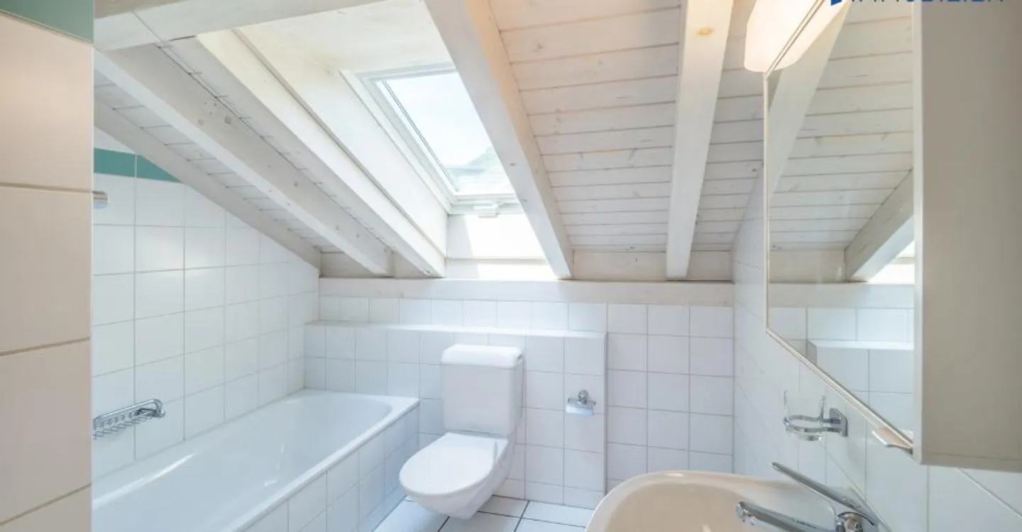 Fehr Immobiliare - Confortevole appartamento mansardato di 4.5 locali - Foto 8 di 13