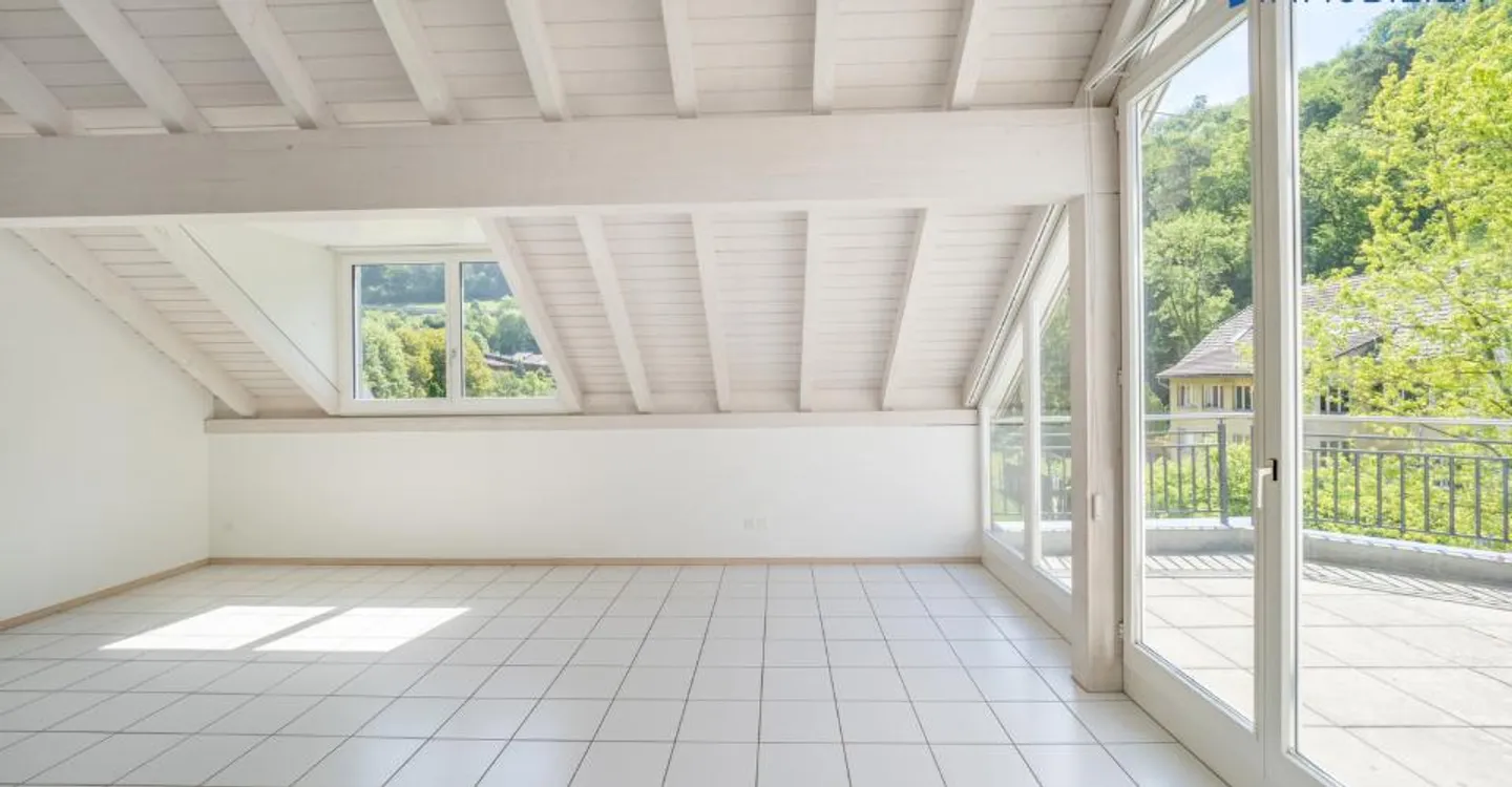 Fehr Immobiliare - Confortevole appartamento mansardato di 4.5 locali - Foto 1 di 13