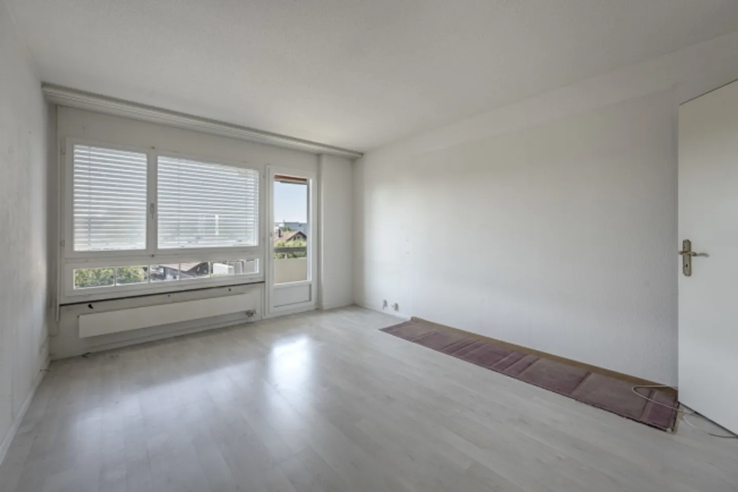 Appartamento attraente in una zona residenziale popolare con eccellenti collegamenti di trasporto - Foto 5 di 9