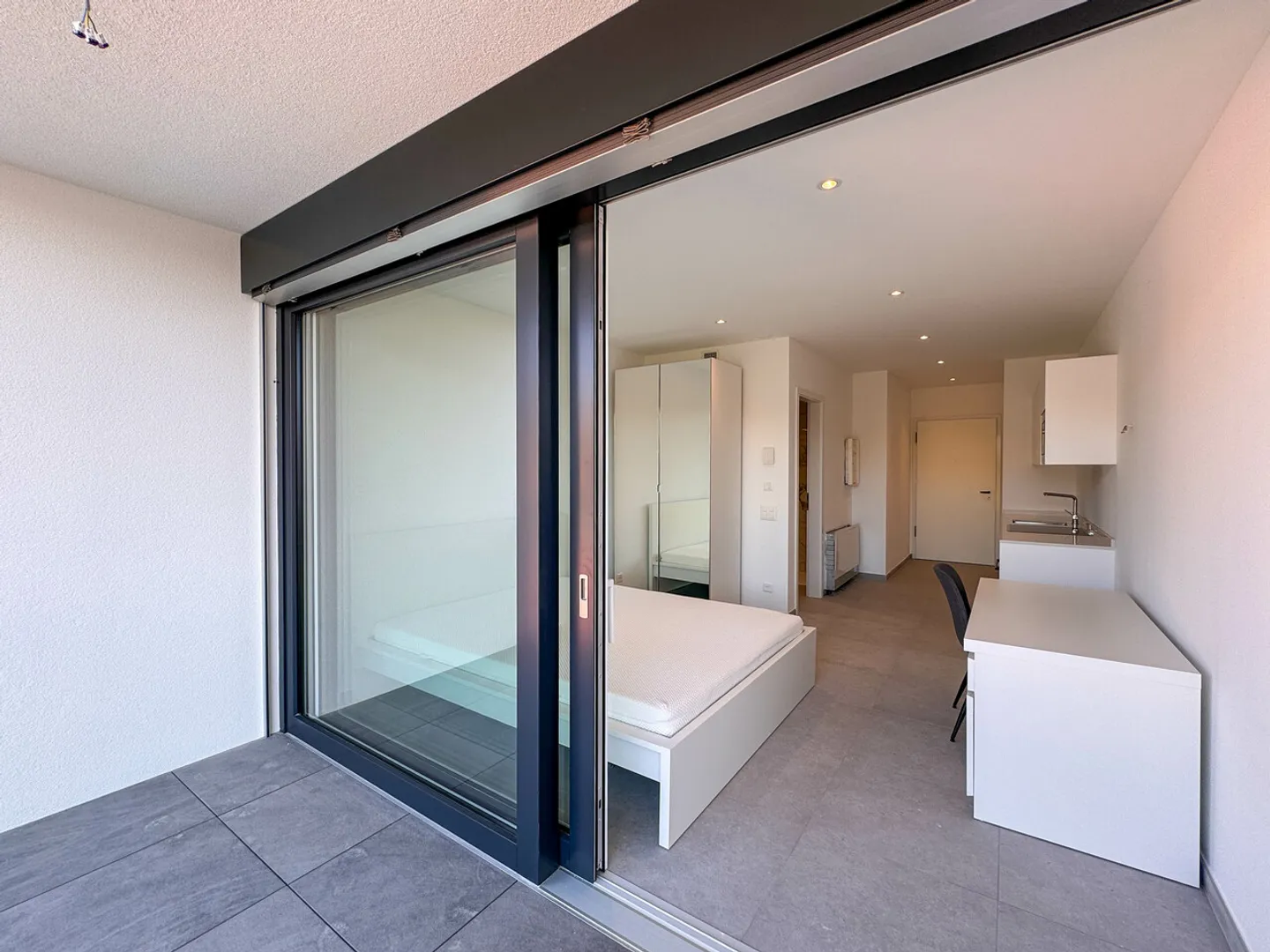 Studio à louer - Photo 7 sur 10