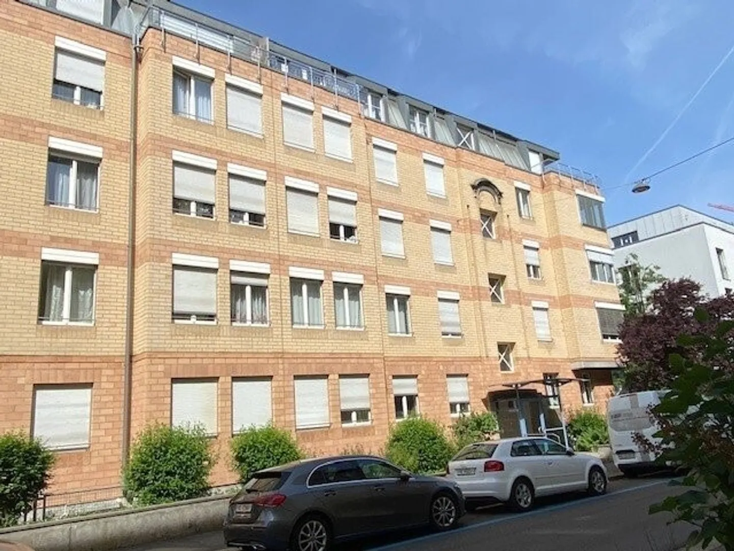 Modern 3.5-Room Apartment in Basel - Photo 1 of 6