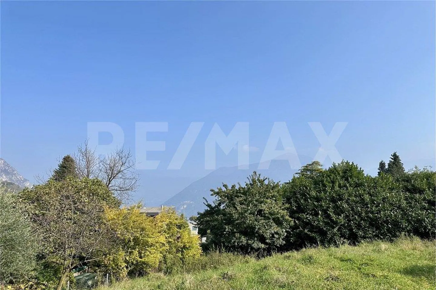 Bebaubares Grundstück mit Aussicht und Möglichkeit einer Zweitwohnung – ... - Foto 9 von 12