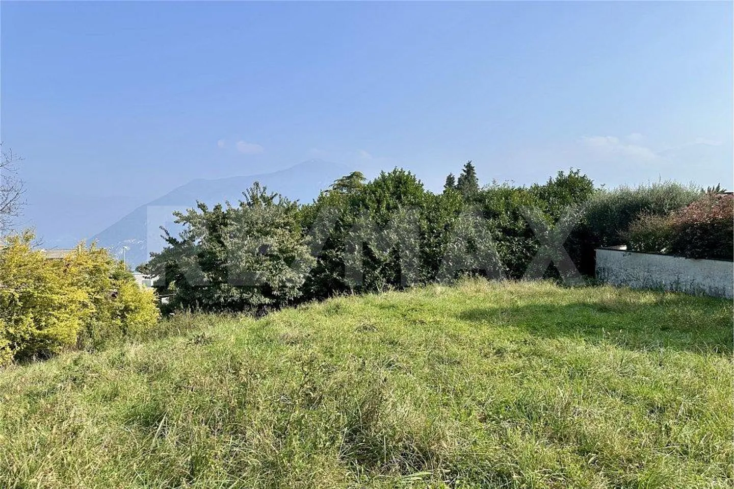 Bebaubares Grundstück mit Aussicht und Möglichkeit einer Zweitwohnung – ... - Foto 7 von 12