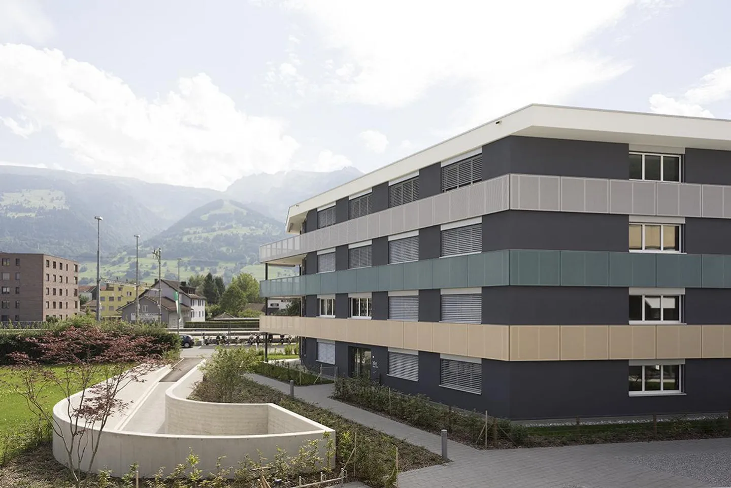 Parkplatz in Sargans - Foto 2 di 2