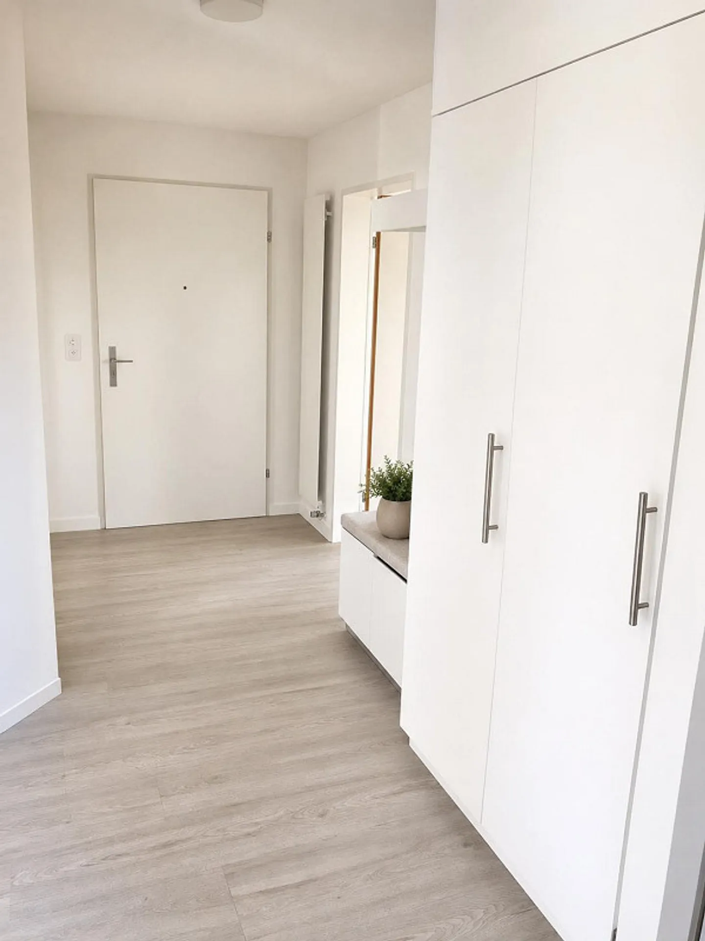 Grosszügige, sanierte 3.5-Zi Wohnung mit Aussicht - Photo 6 sur 9