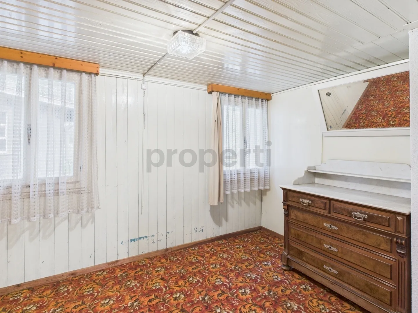 Charmante maison individuelle de 3,5 pièces avec potentiel dans un emplacement central de Gurtnellen - Photo 10 sur 13
